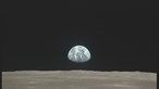 Encontrado gelo na superfície da Lua