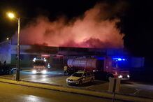Quatro crianças sobrevivem a incêndio que deflagrou em loja de Santarém