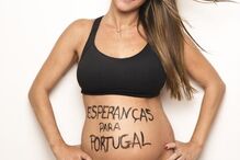 Em 2015, Joana Amaral Dias estava grávida e posou nua com mensagens políticas inscritas no corpo