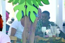 William Carvalho esteve em festa noturna em Vilamoura