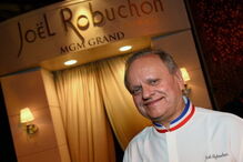 Morreu o chef de cozinha francês Joël Robuchon