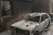 O rasto de destruição deixado pelas chamas em Monchique