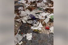 Vídeos mostram lixo em praias e ruas de Cascais