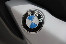 BMW é uma empresa alemã, fabricante de automóveis e motociclos.