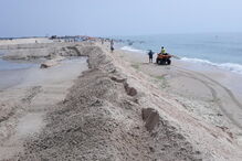 Obras em curso na praia da Fuseta-Mar
