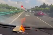 Vídeo mostra iphone a explodir enquanto mulher conduzia
