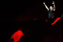 Hardwell é um DJ e produtor musical de progressive e electro house holandês