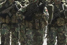 Serviço militar obrigatório esteve em vigor até setembro de 2004.