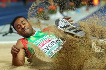Nelson Évora é campeão europeu no triplo salto