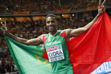 Nelson Évora é campeão europeu no triplo salto