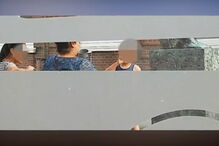 Momento foi captado do interior de um restaurante em Londres