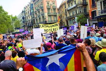 Barcelona relembra as vítimas do terror de 2017