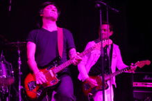 Atuação de Dead Combo