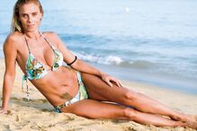 Filipa de Castro na praia