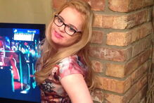 Menina torna-se na primeira modelo com síndrome de down a vencer concurso de beleza internacional