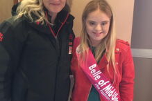 Menina torna-se na primeira modelo com síndrome de down a vencer concurso de beleza internacional