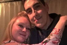 Homem morre de cancro apenas 13 horas após casar