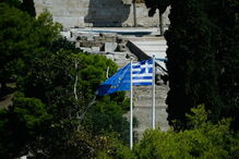 Grécia e zona euro celebram hoje fim de oito anos de resgates