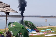 2018-08-21_14_36_51 incendiobarco2.jpg