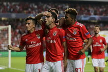 As melhores imagens do jogo entre Benfica e PAOK na Luz