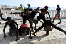 Migrantes entram de forma ilegal em Ceuta 