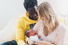 Eder Lopes com a mulher e o filho