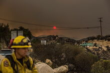 Nuvem de fumo dos incêndios, na Califórnia