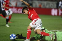Benfica contra o PAOK no estádio Toumba