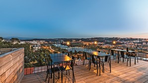 Rooftop com vista incrível e quartos personalizados em Coimbra