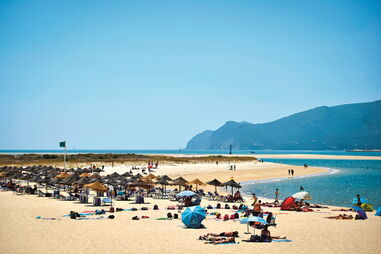 Troia é um dos destinos mais apetecíveis da região de Setúbal