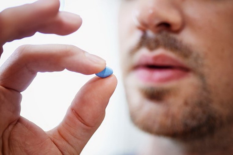 Viagra é um medicamento pioneiro na moderna terapêutica da disfunção eréctil masculina