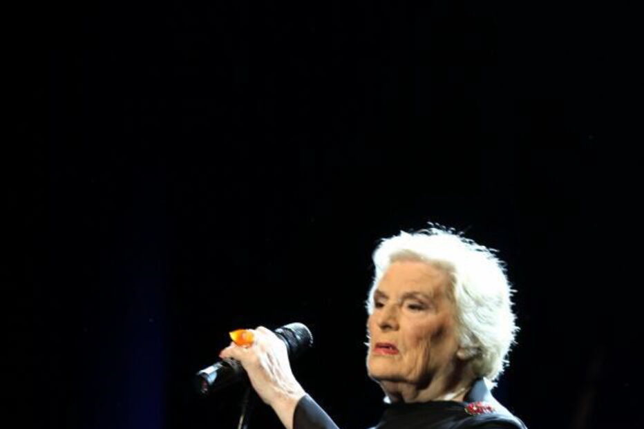 Morreu a fadista Celeste Rodrigues aos 95 anos