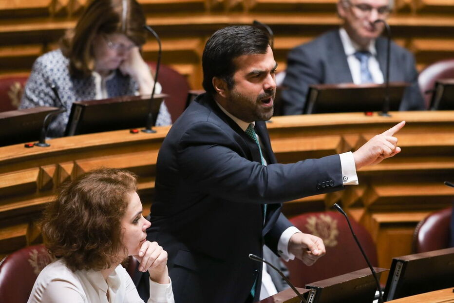 PSD exige explicações a Governo sobre 