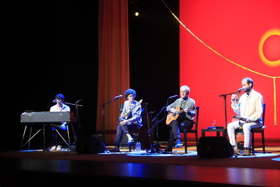 Caetano Veloso toca com os filhos no Coliseu de Lisboa