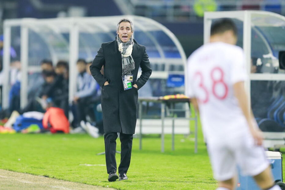 Tianjin Quanjian de Paulo Sousa perde e atrasa-se no campeonato chinês de futebol