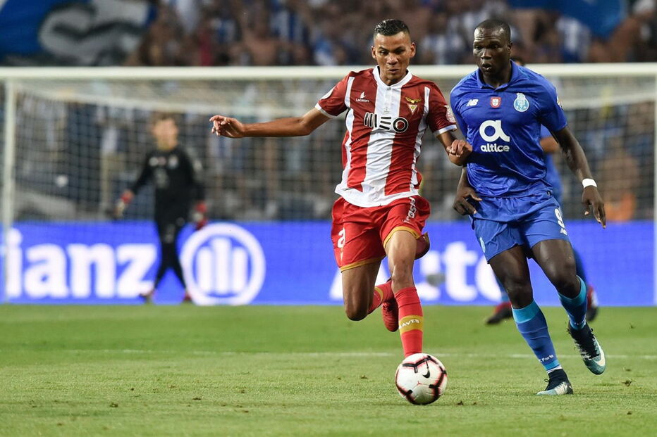 FC Porto e Desportivo das Aves na Supertaça