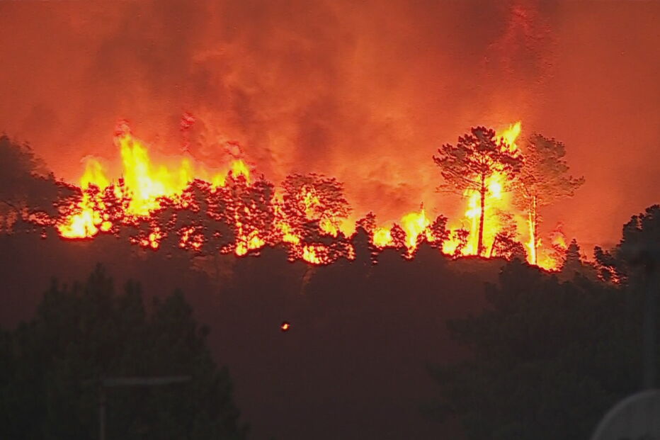 Fogo chegou à vila de Monchique