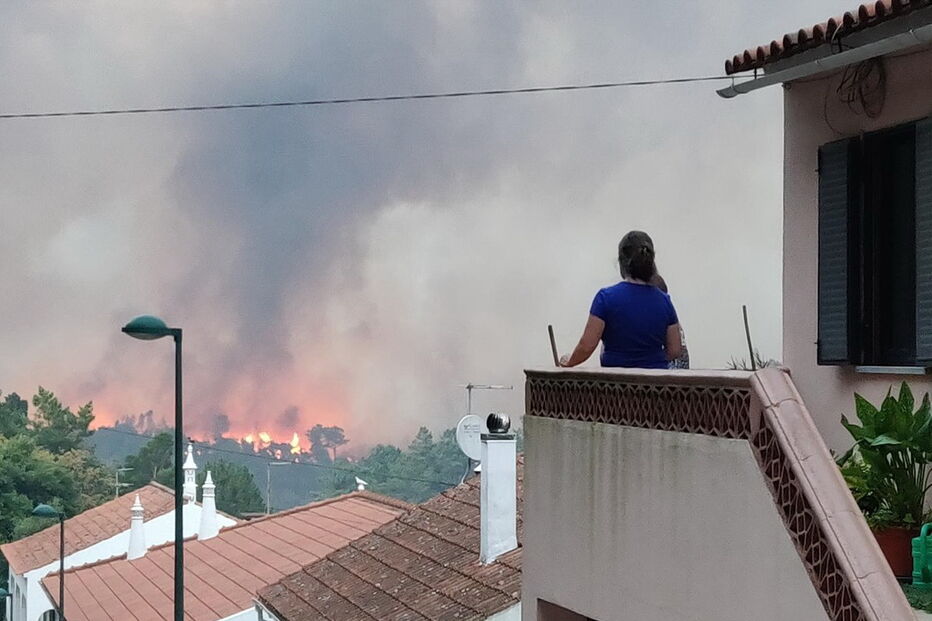 O inferno das chamas de Monchique que chegaram à vila