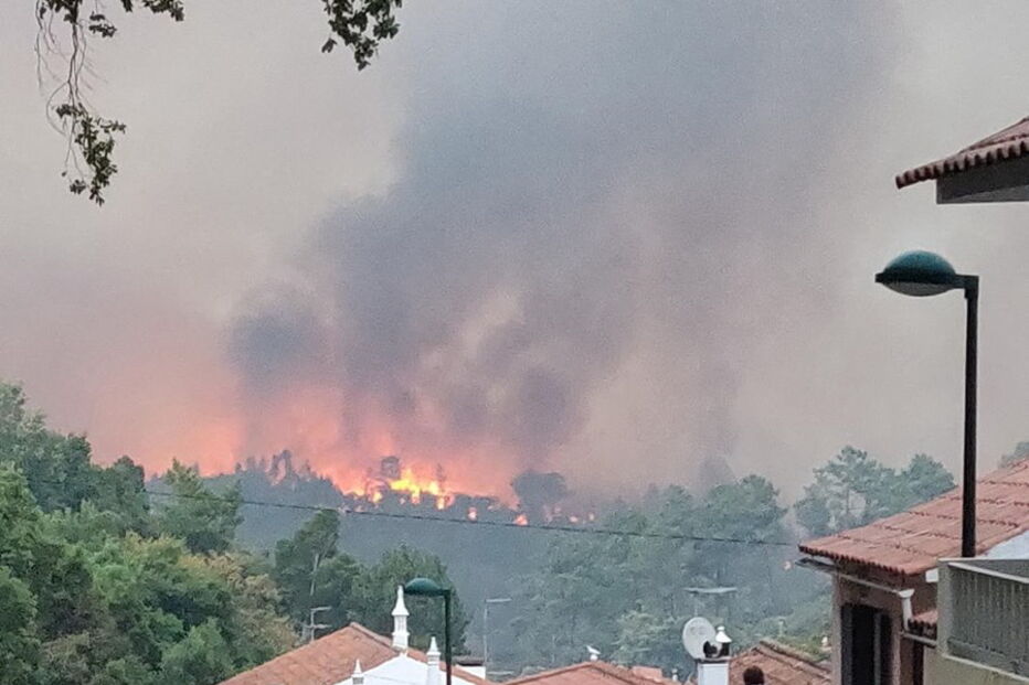 O inferno das chamas de Monchique que chegaram à vila