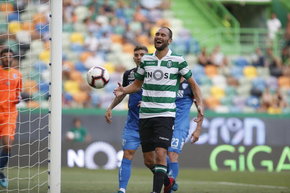 Sporting perde Cinco Violinos