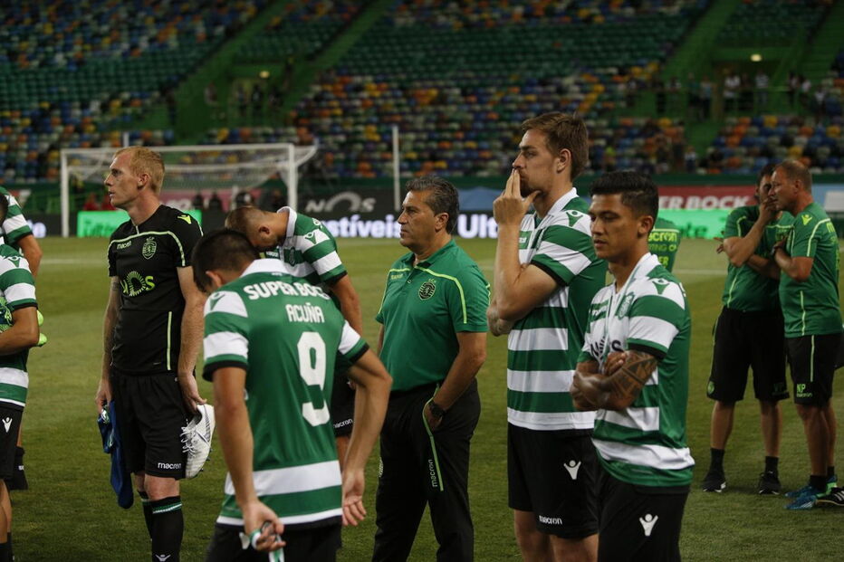 Sporting perde Cinco Violinos