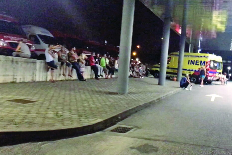 Dezenas de ambulâncias retidas nas urgências em Penafiel
