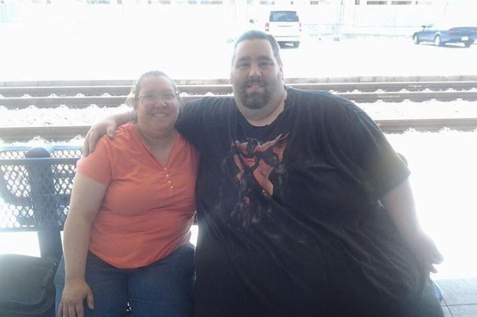 Homem cujo escroto não pára de crescer não faz sexo há nove anos