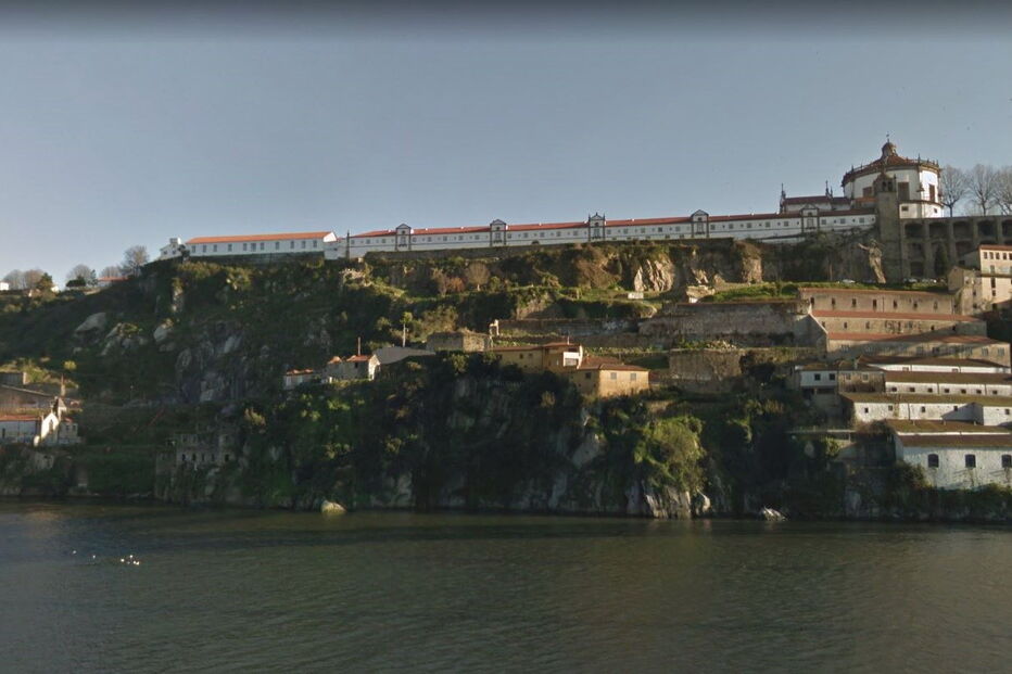 Jovem francesa de 20 anos cai de ravina na Serra do Pilar em Gaia