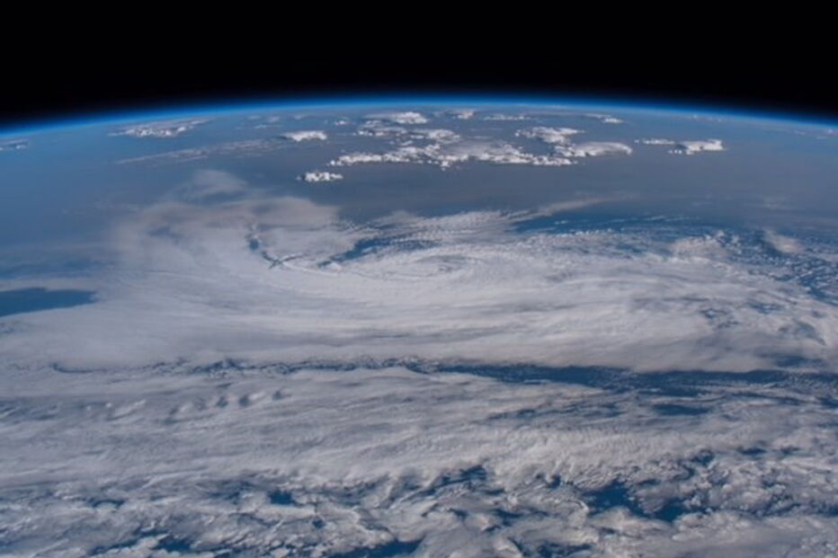 Astronauta nuvem de fumo sobre o Algarve devido ao fogo de Monchique