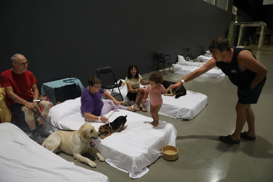 Arena de Portimão transformada em refúgio para vítimas dos fogos