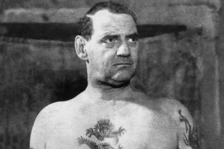 O rei da Dinamarca Frederick IX tinha várias tatuagens