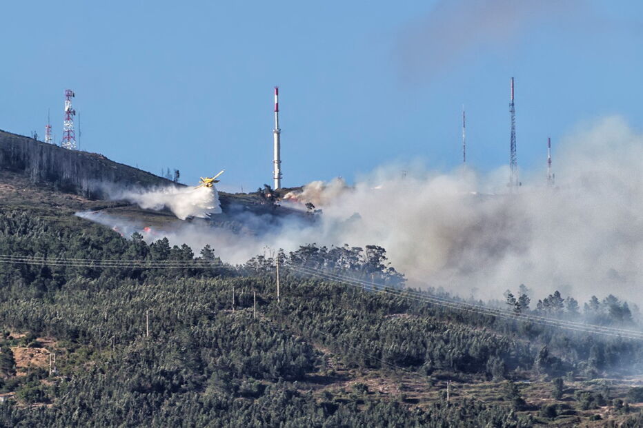 Combate ao fogo em Monchique