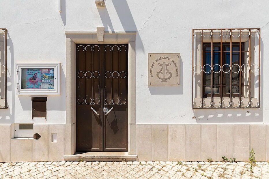 Edifício da Associação Recreativa da Bordeira, em Faro