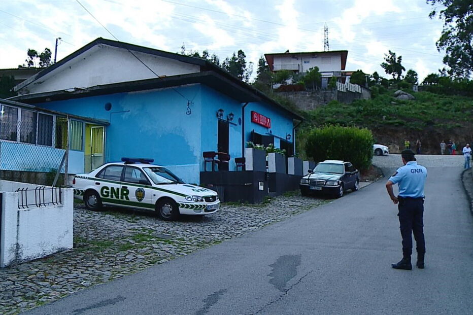 Mulher foi esfaqueada no bar Sempre Kontigo, em Famalicão